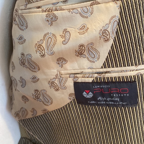 New with tags. Never worn. Tallia mens sport coat. - Picture 5 of 5